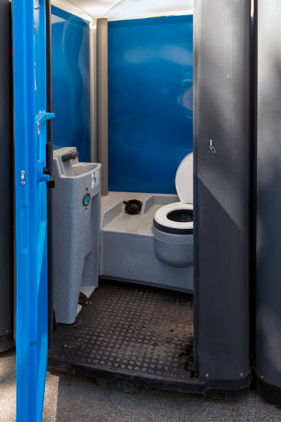 Best Restroom trailer rental cost  in Dayton, OH