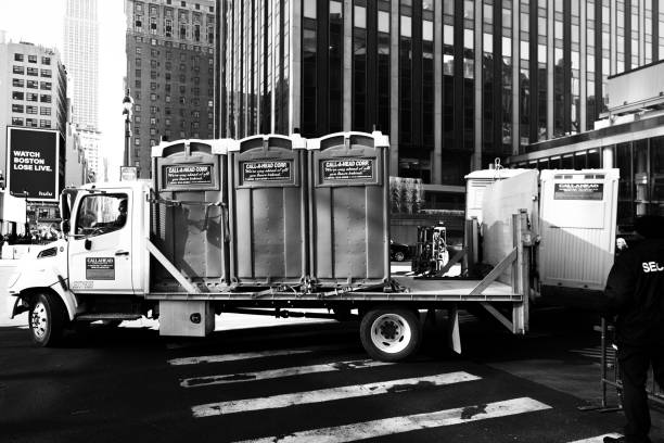 Best Construction site porta potty rental  in Dayton, OH